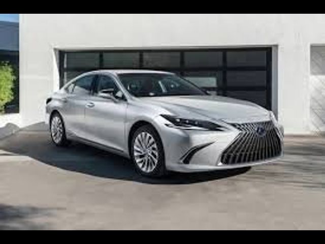 2022 Lexus ES 300h