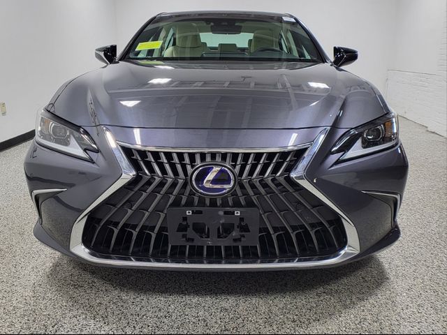 2022 Lexus ES 300h