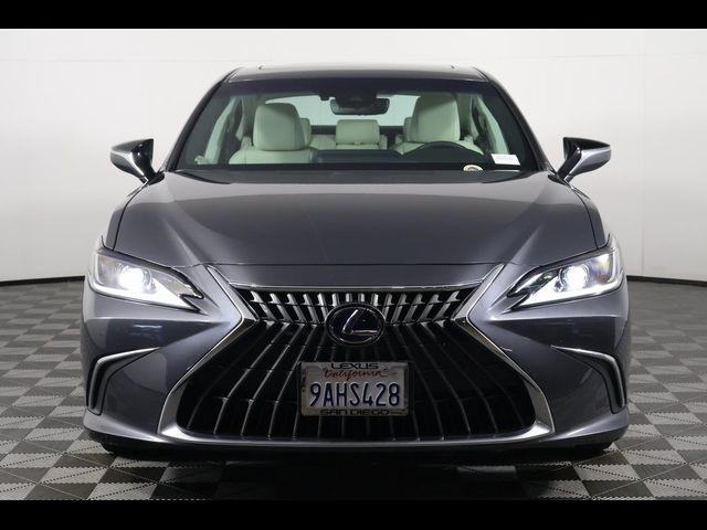 2022 Lexus ES 300h