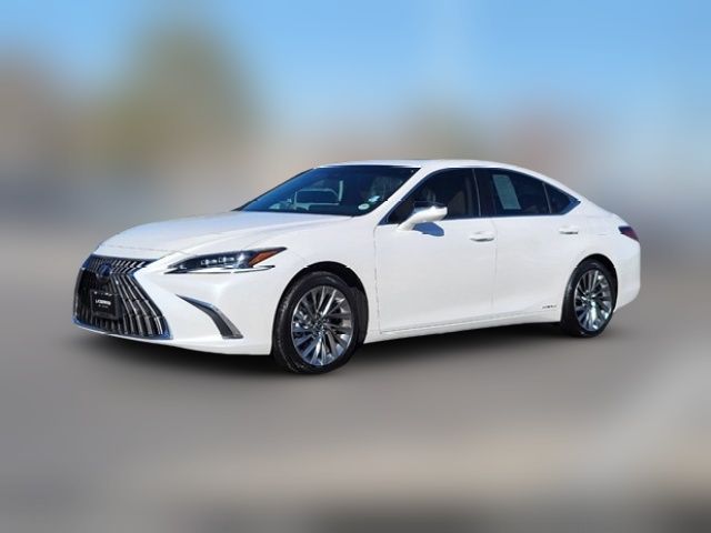 2022 Lexus ES 300h Luxury