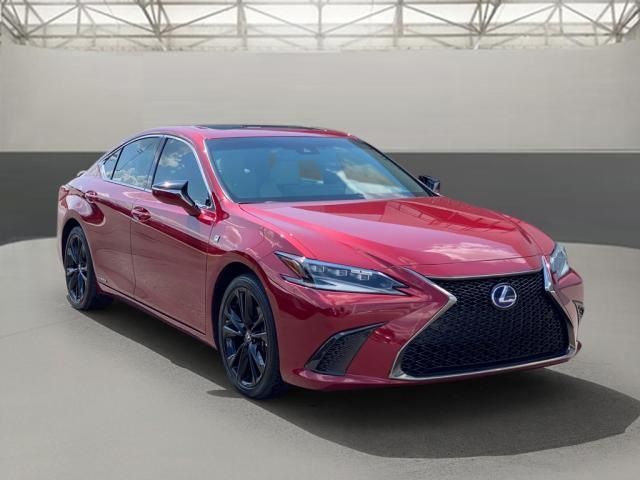 2022 Lexus ES 300h F Sport