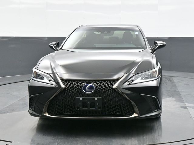 2022 Lexus ES 300h F Sport