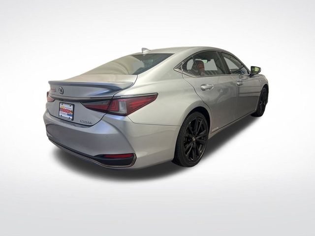 2022 Lexus ES 300h F Sport