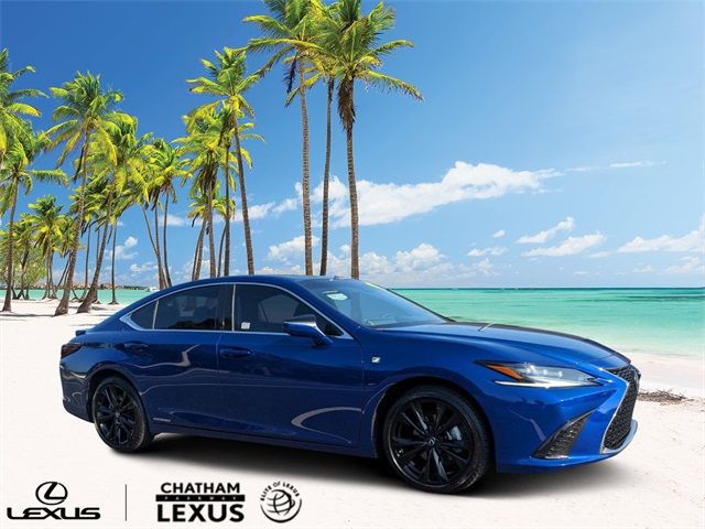 2022 Lexus ES 300h F Sport