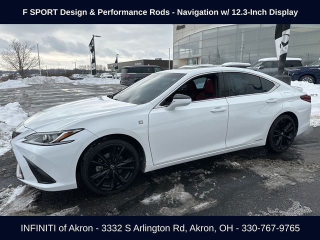 2022 Lexus ES 300h F Sport