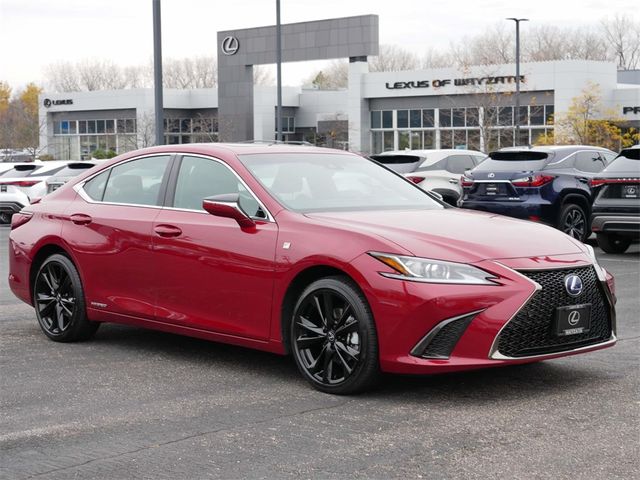 2022 Lexus ES 300h F Sport