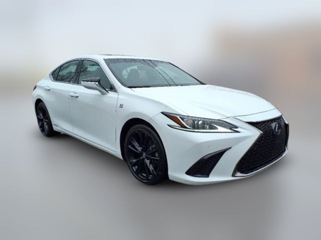 2022 Lexus ES 300h F Sport