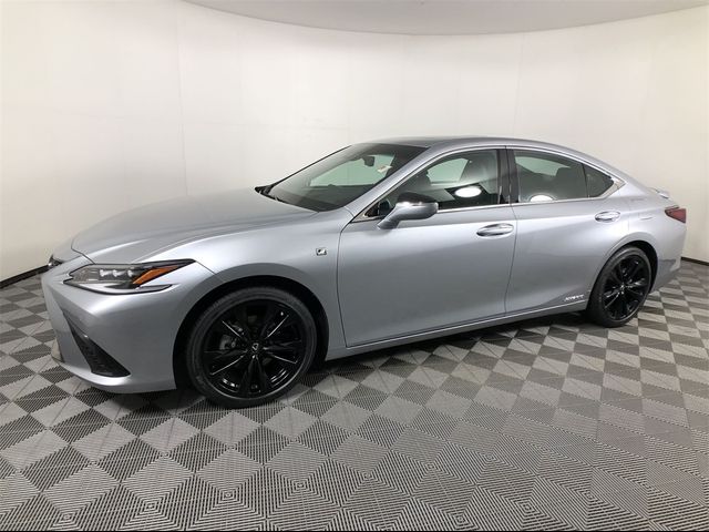 2022 Lexus ES 300h F Sport