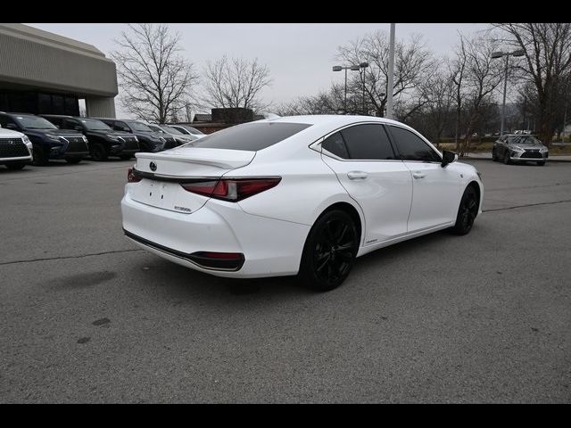 2022 Lexus ES 300h F Sport