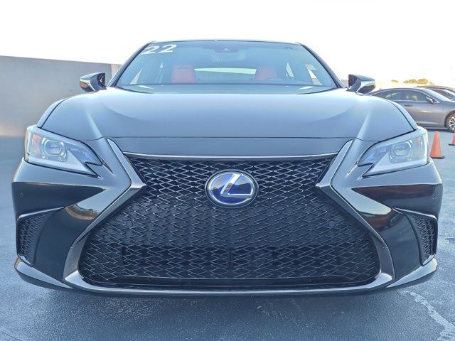 2022 Lexus ES 300h F Sport