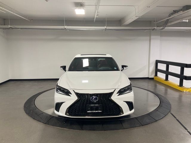 2022 Lexus ES 300h F Sport