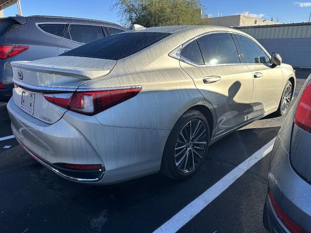 2022 Lexus ES 300h