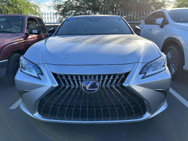 2022 Lexus ES 300h