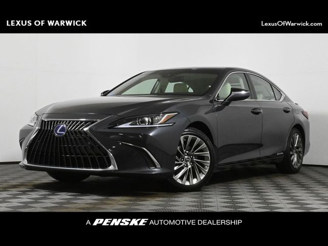 2022 Lexus ES 300h Luxury