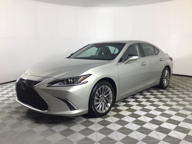 2022 Lexus ES 300h Luxury