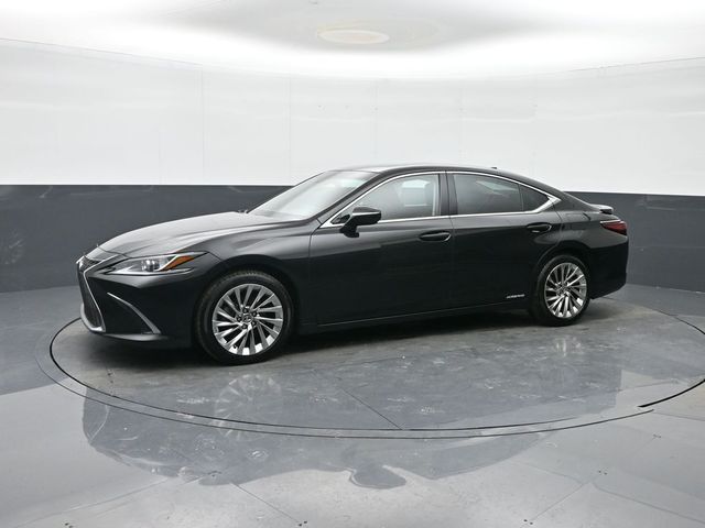 2022 Lexus ES 300h Luxury