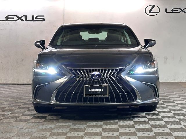 2022 Lexus ES 300h Luxury