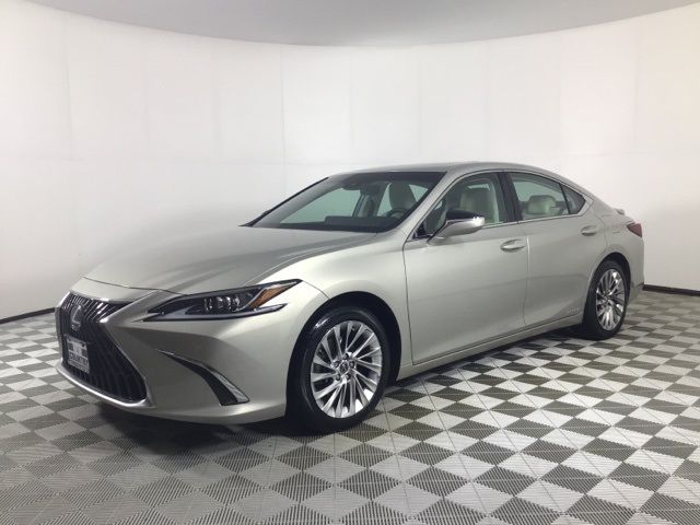 2022 Lexus ES 300h Luxury