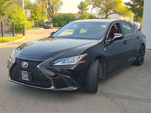 2022 Lexus ES 300h F Sport