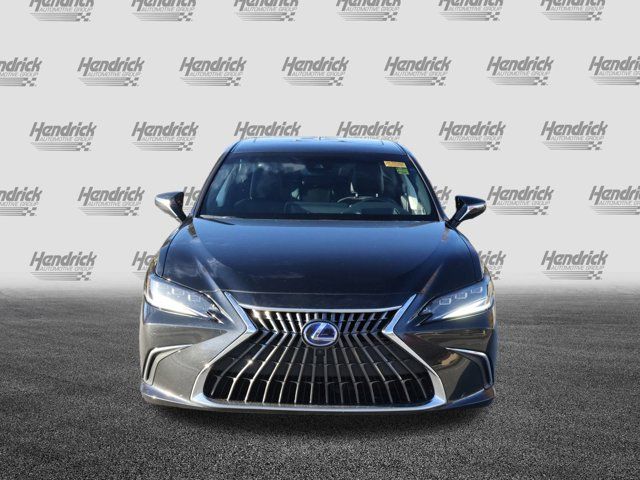 2022 Lexus ES 300h Ultra Luxury