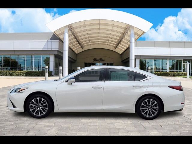 2022 Lexus ES 350