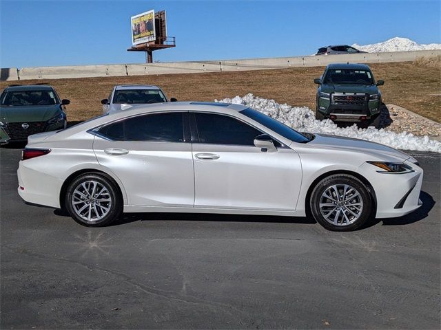 2022 Lexus ES 350