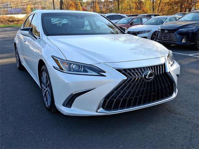 2022 Lexus ES 350