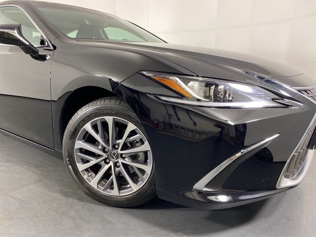 2022 Lexus ES 350