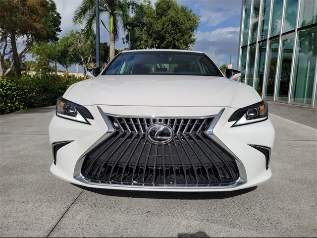 2022 Lexus ES 350