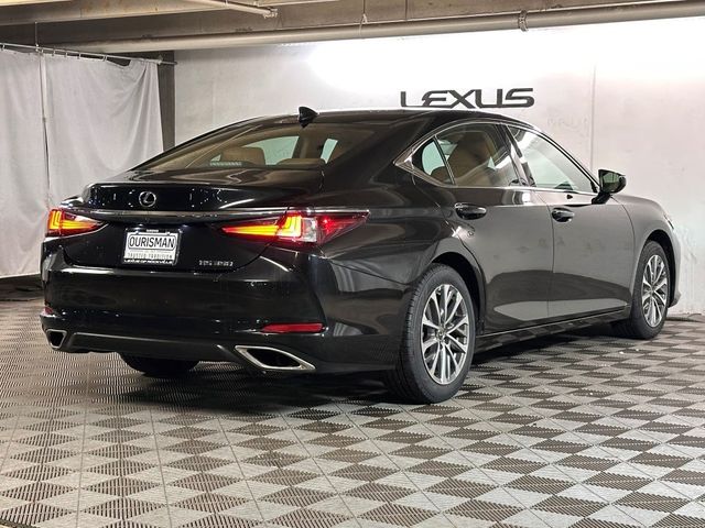 2022 Lexus ES 350