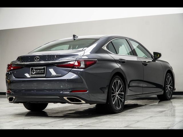 2022 Lexus ES 350