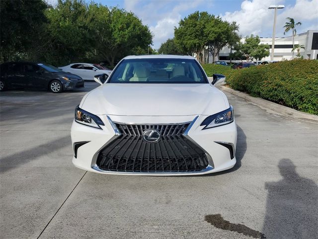 2022 Lexus ES 350