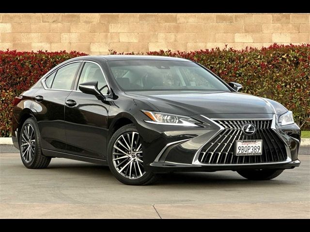 2022 Lexus ES 350