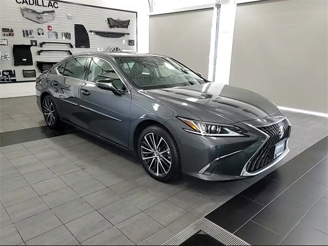 2022 Lexus ES 350