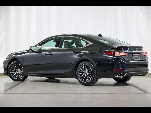 2022 Lexus ES 350