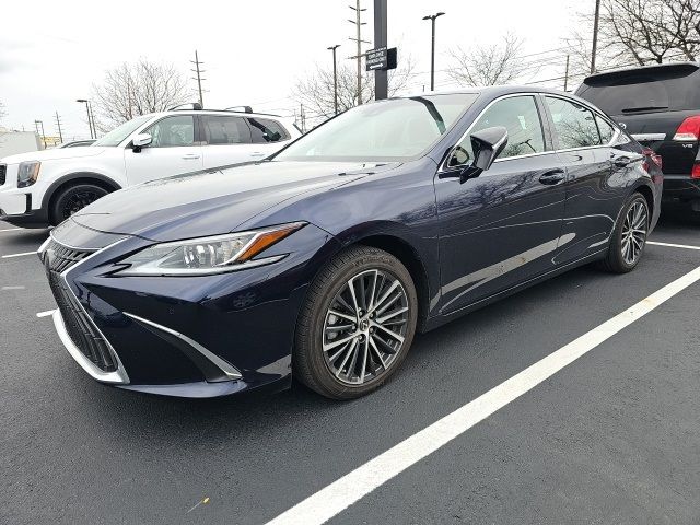 2022 Lexus ES 350