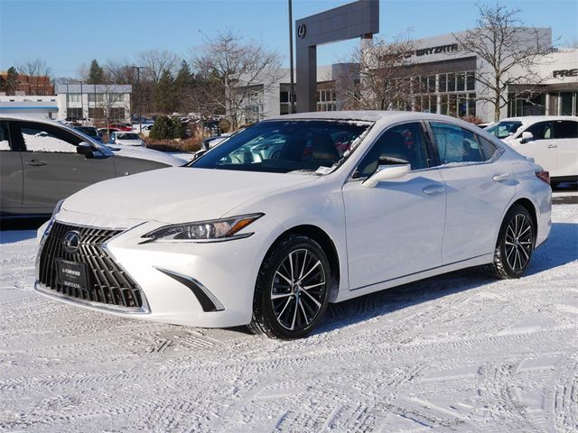 2022 Lexus ES 350