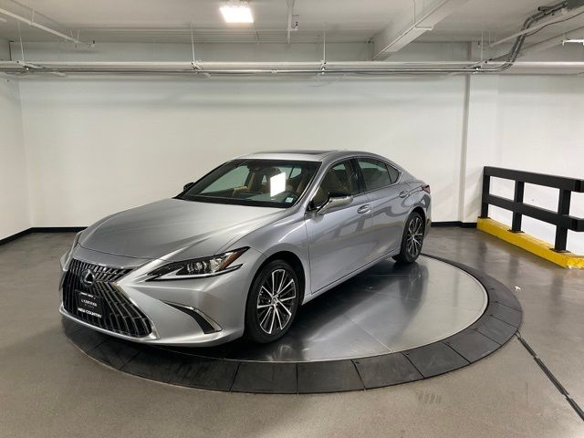 2022 Lexus ES 350