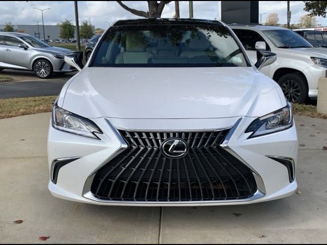 2022 Lexus ES 350