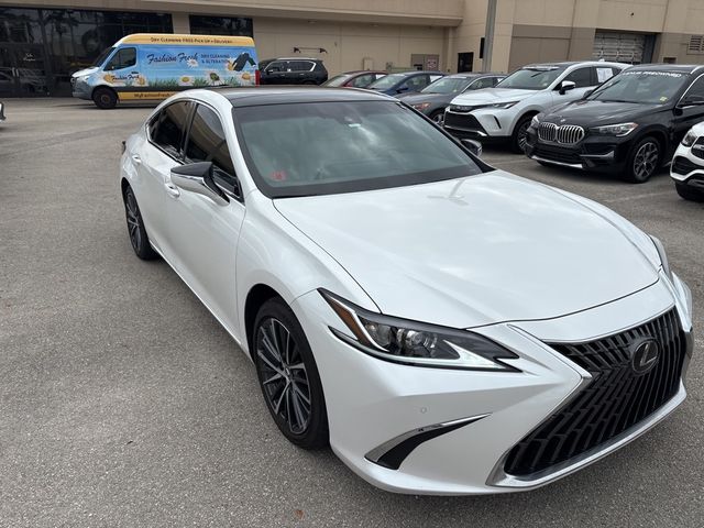 2022 Lexus ES 350