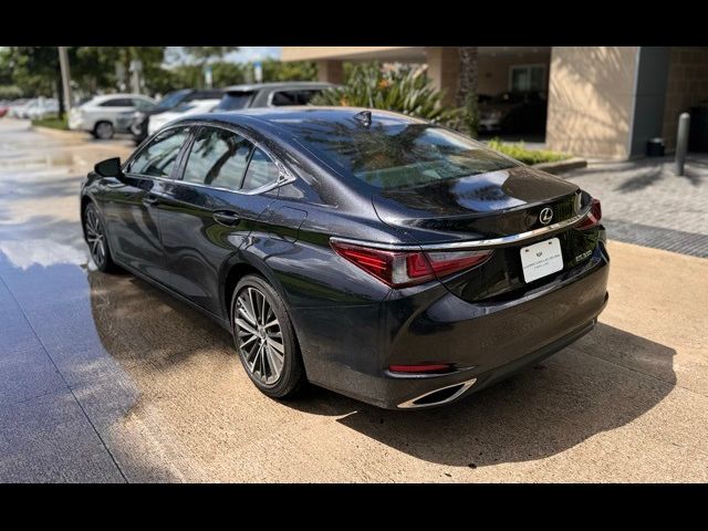 2022 Lexus ES 350