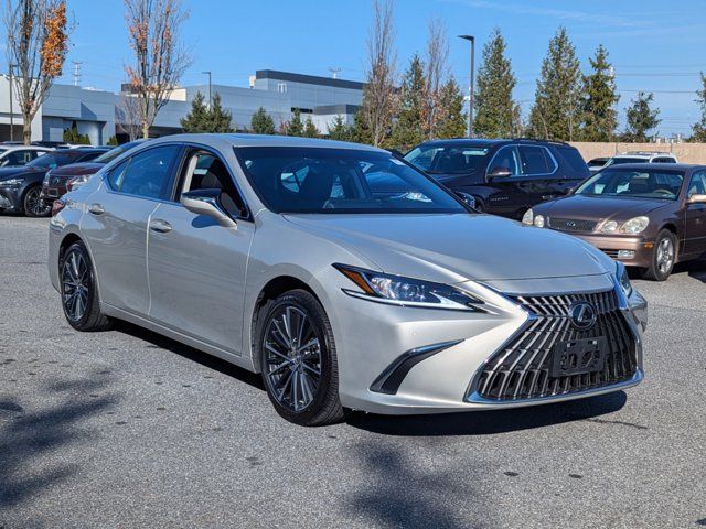 2022 Lexus ES 350