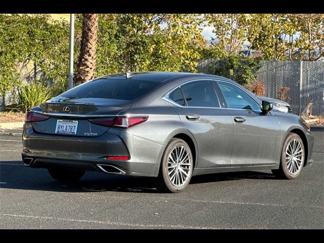 2022 Lexus ES 350