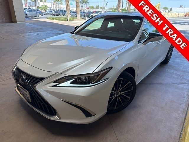 2022 Lexus ES 350