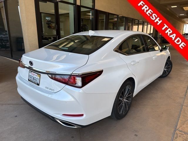 2022 Lexus ES 350