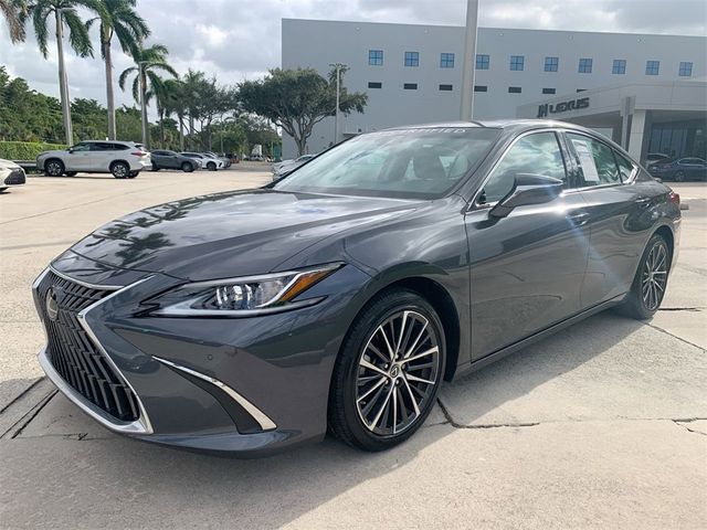 2022 Lexus ES 350