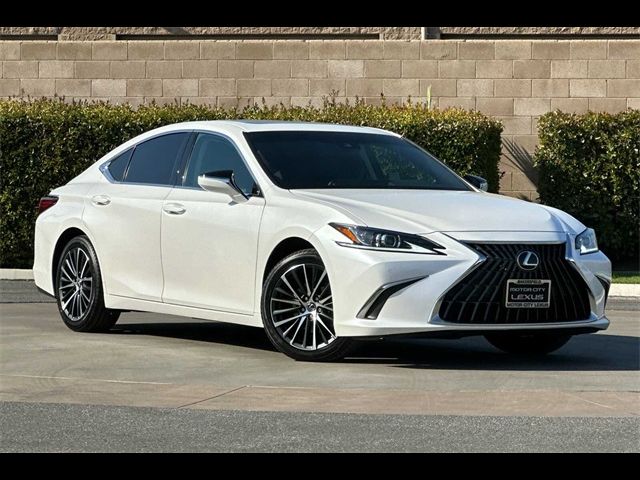 2022 Lexus ES 350