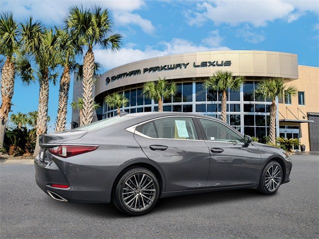 2022 Lexus ES 350