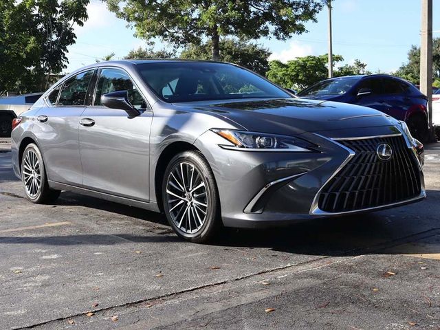 2022 Lexus ES 350