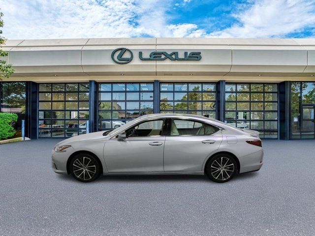 2022 Lexus ES 350